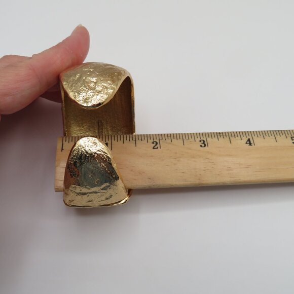 Elegant Gold Textured Cuff Bracelet - Picture 11 of 11